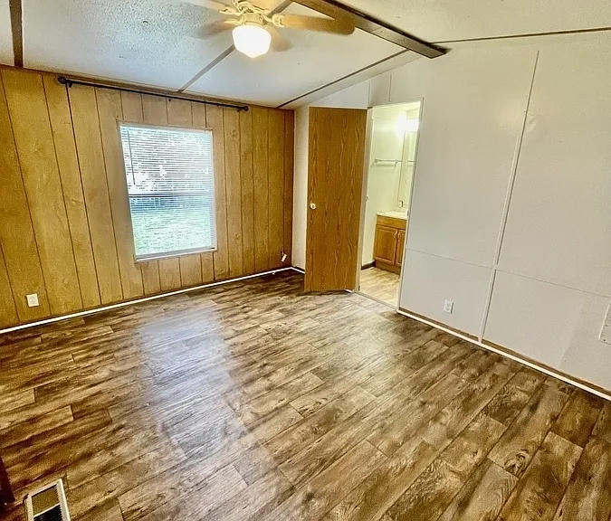 247 Stockton St — Photo 5