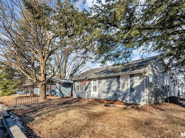 2910 Central Ave, Bettendorf, IA 52722