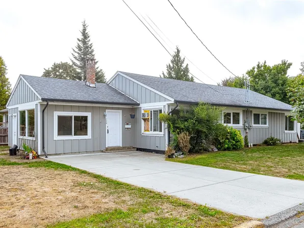 160 McKinstry Rd, Duncan, BC V9L 3K8