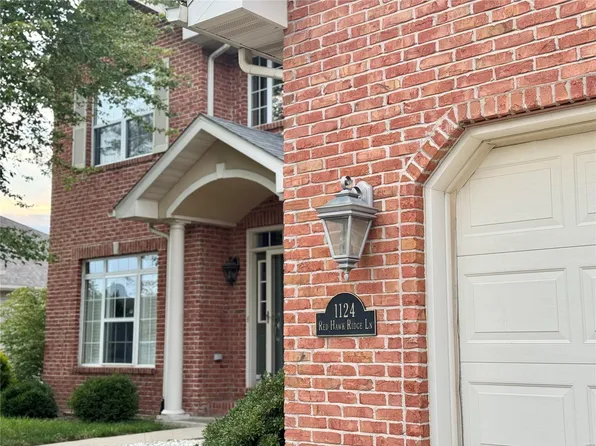 1124 Red Hawk Ridge Ln, O Fallon, IL 62269