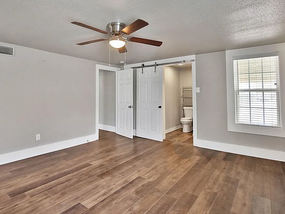 5th image of 2408 24th St