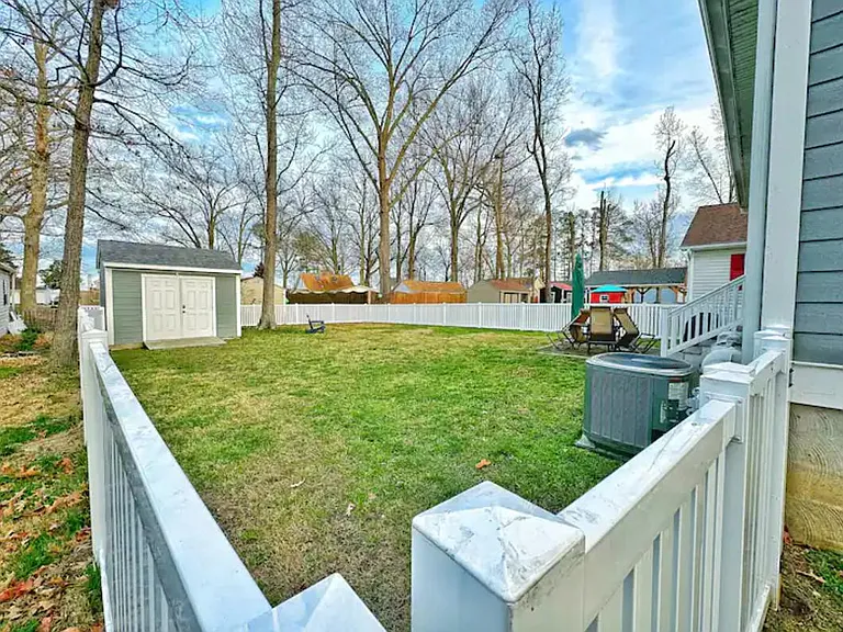1206 Bancroft Ave — Photo 20