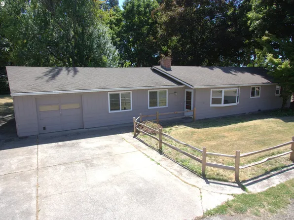 37020 NW Farmside Ln, Cornelius, OR 97113