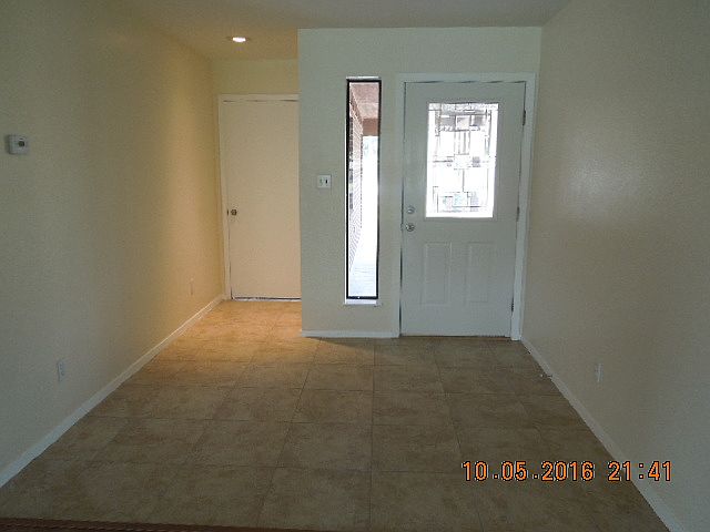 1st image of 48 Yukon River Dr