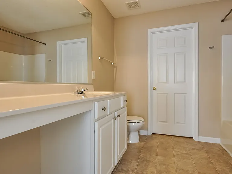 816 Stackhurst Way — Photo 11