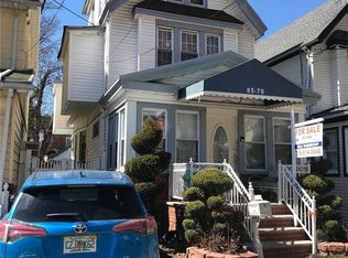 8570 98th St, Woodhaven, NY 11421