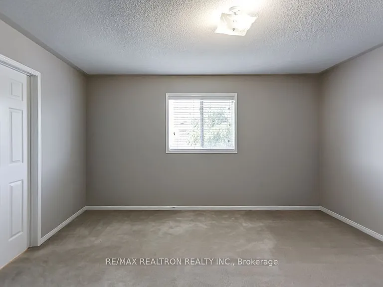 20 Raintree Dr — Photo 21