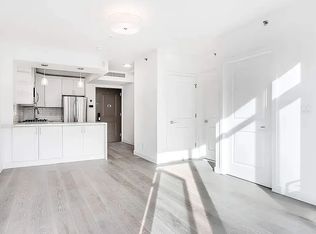 4104 27th St APT 8D, Long Island City, NY