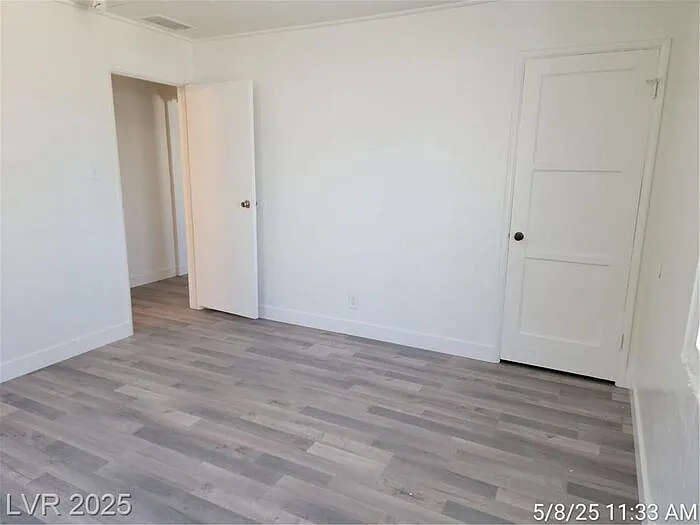 148 W Victory Rd — Photo 14