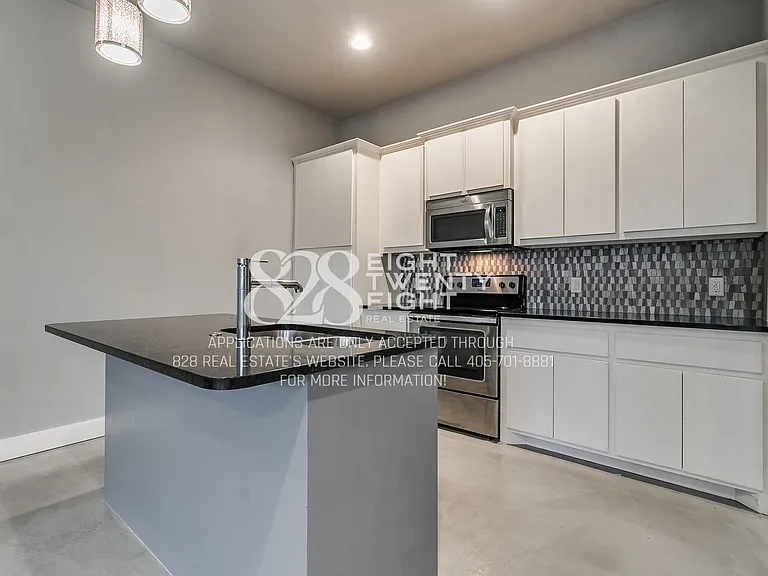 4732 W Main St — Photo 17