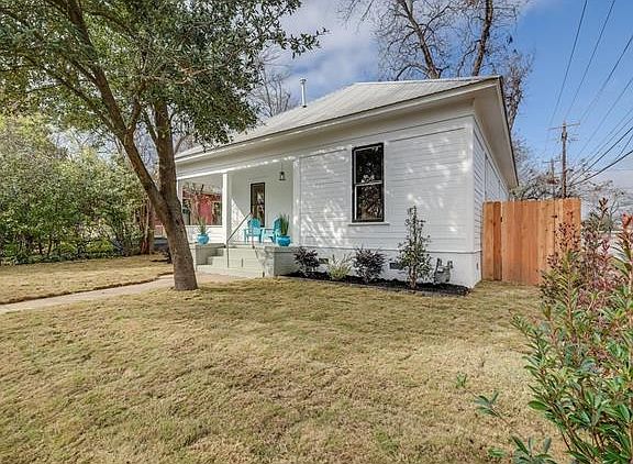 2nd image of 4412 Avenue C