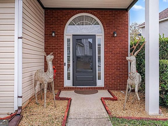 3rd image of 11811 Registry Blvd