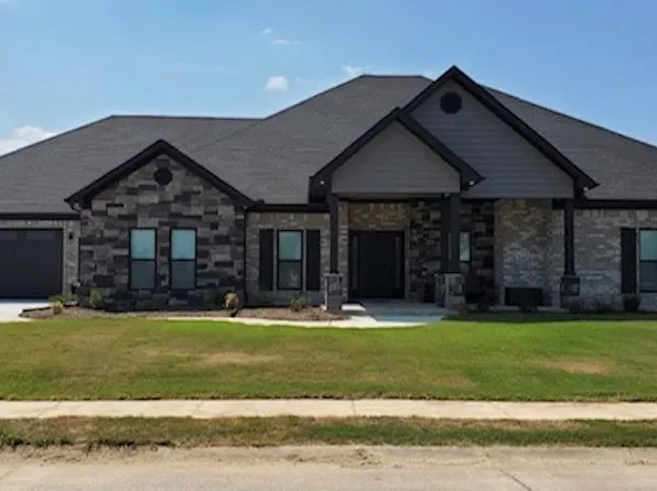 29 Kalli Cir, Vilonia, AR 72173