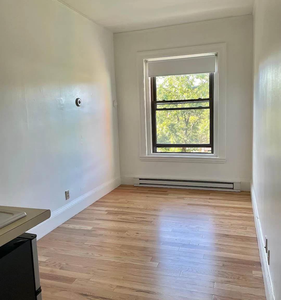 Studio, 1.0 bath, $1,995 — Photo 2