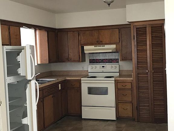 4th image of 833 Keck Ave