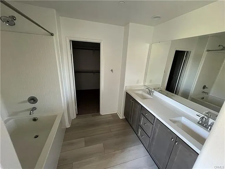 24024 Roybal Way — Photo 12