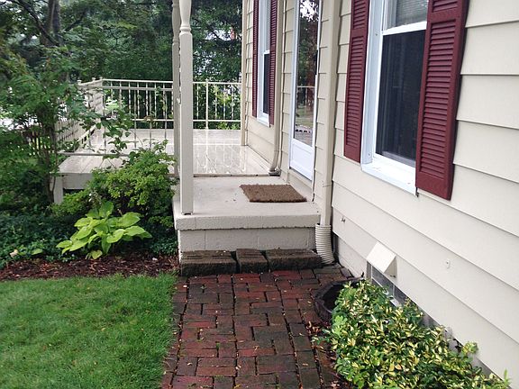 3rd image of 2363 26th St