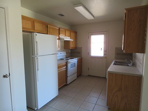 5th image of 1304 Cinch APT B