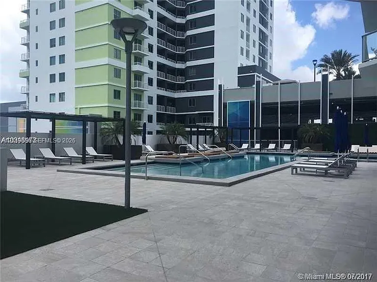1010 SW 2nd Ave #1105 — Photo 10