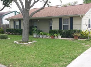 5621 Burton Ln, Corpus Christi, TX 78411
