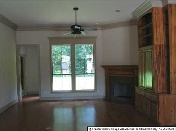 5th image of 42115 Conifer Dr