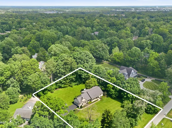 1705 Cold Springs Rd, Anchorage, KY 40223