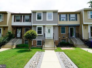 6841 Heatherway Ct, Alexandria, VA 22315