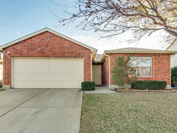 2nd image of 636 Alcove Dr