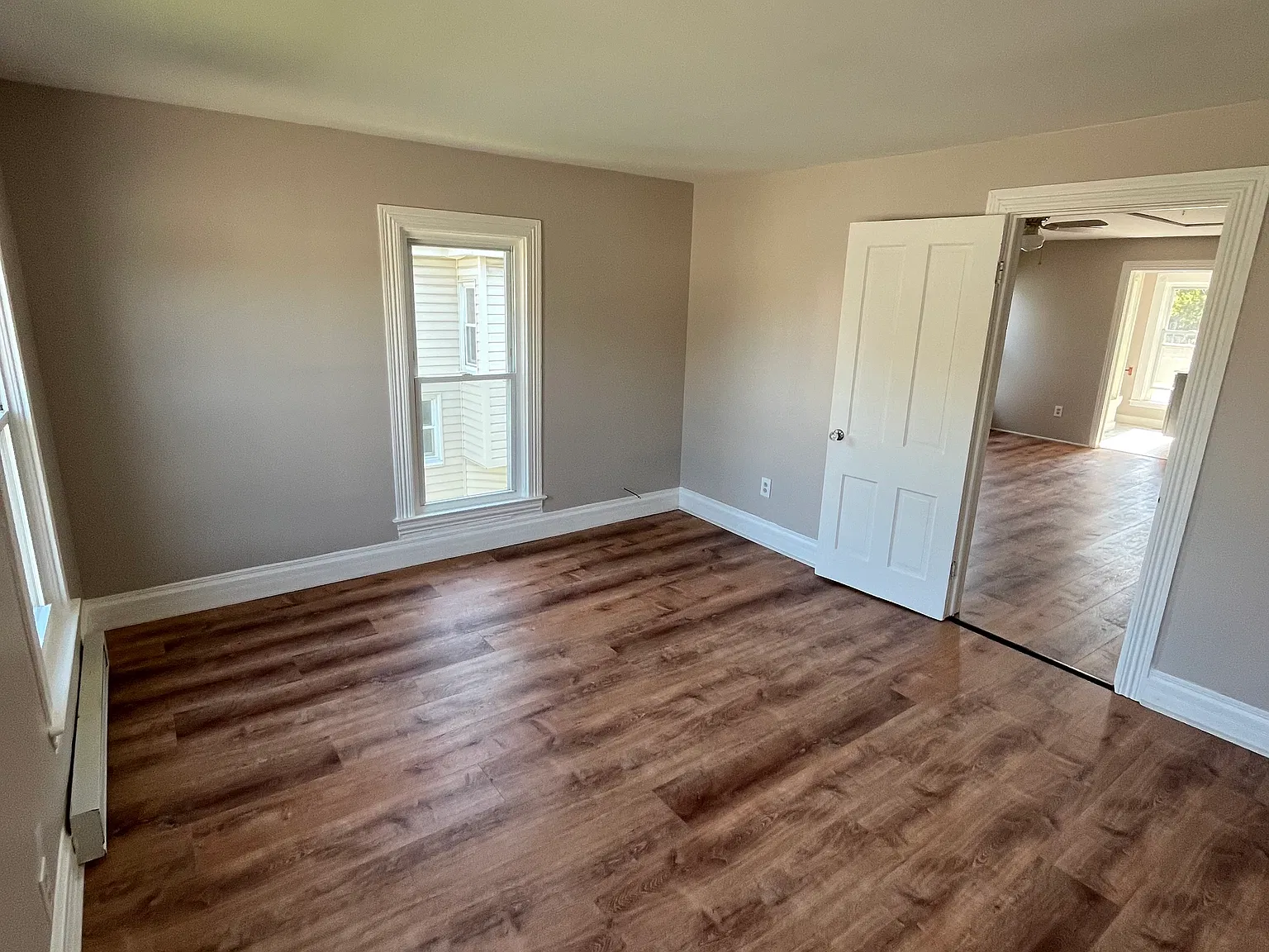 1 bed, $1,025 — Photo 4