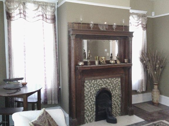 Living Room Fire Place