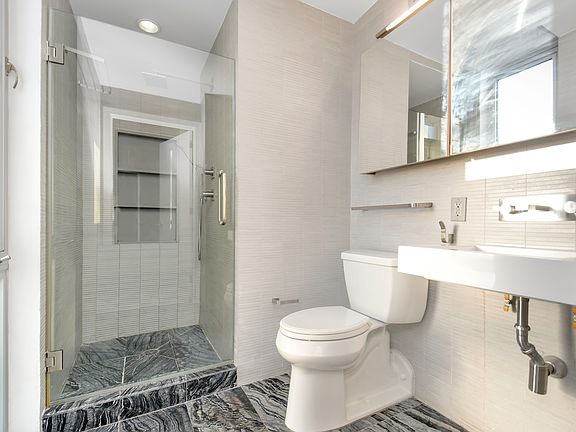 5th image of 250 Bedford Ave #129-412