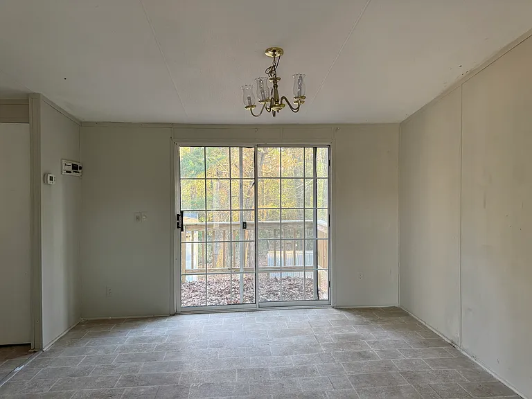107 Bryant Rd — Photo 3