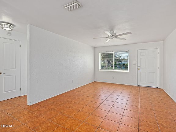4th image of 152 Longwood Dr