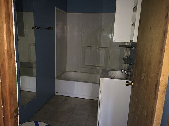 3rd image of 675 Quill Road