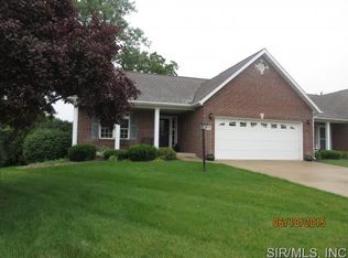 5228 Willis Ave, Godfrey, IL 62035