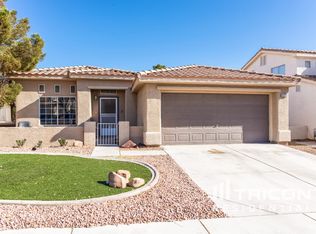 8208 Bluff Creek Ave, Las Vegas, NV 89131