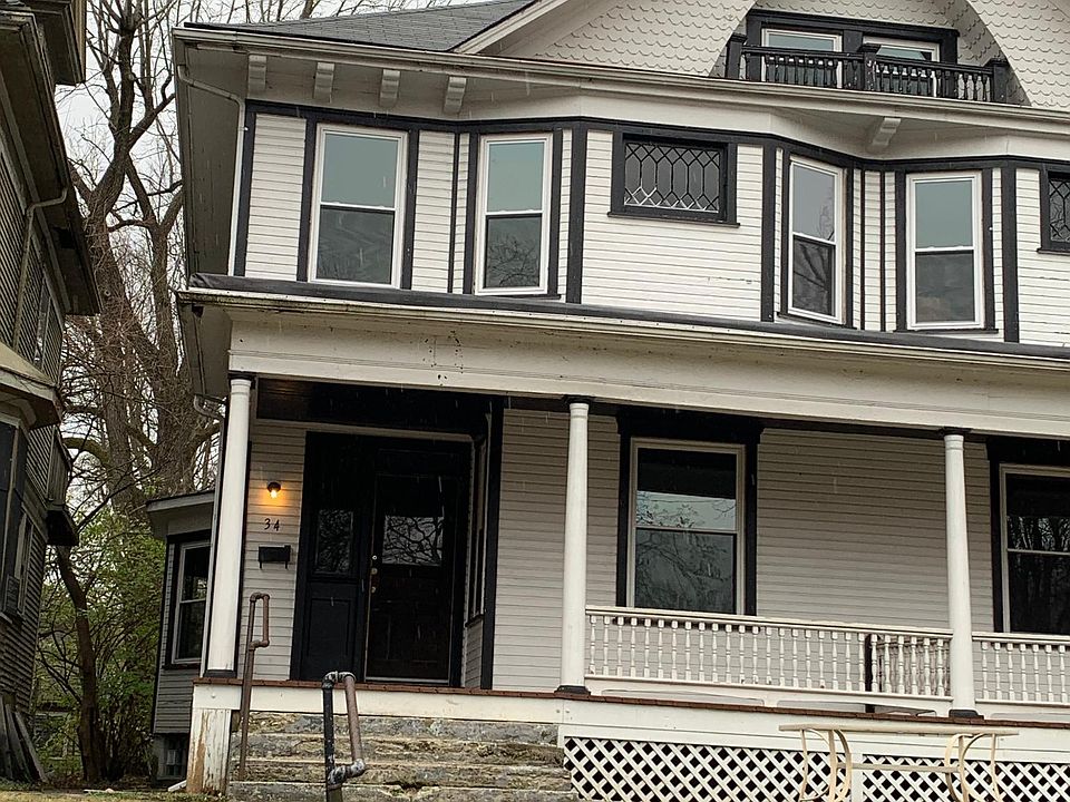 1st image of 34 Cambridge Ave