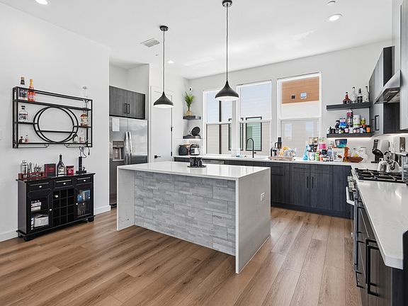 5th image of 1525 Pecos St #102