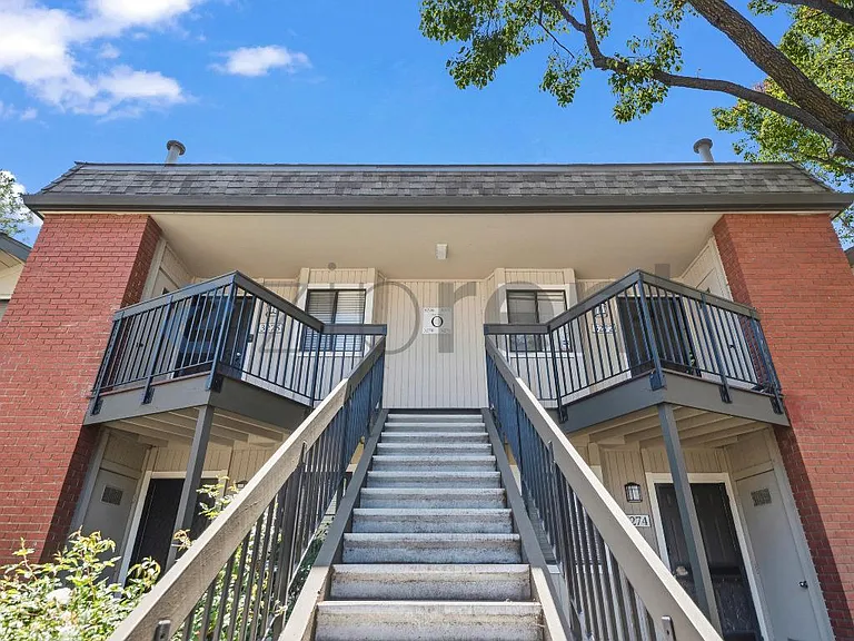 3272 Shadow Park Pl — Photo 2