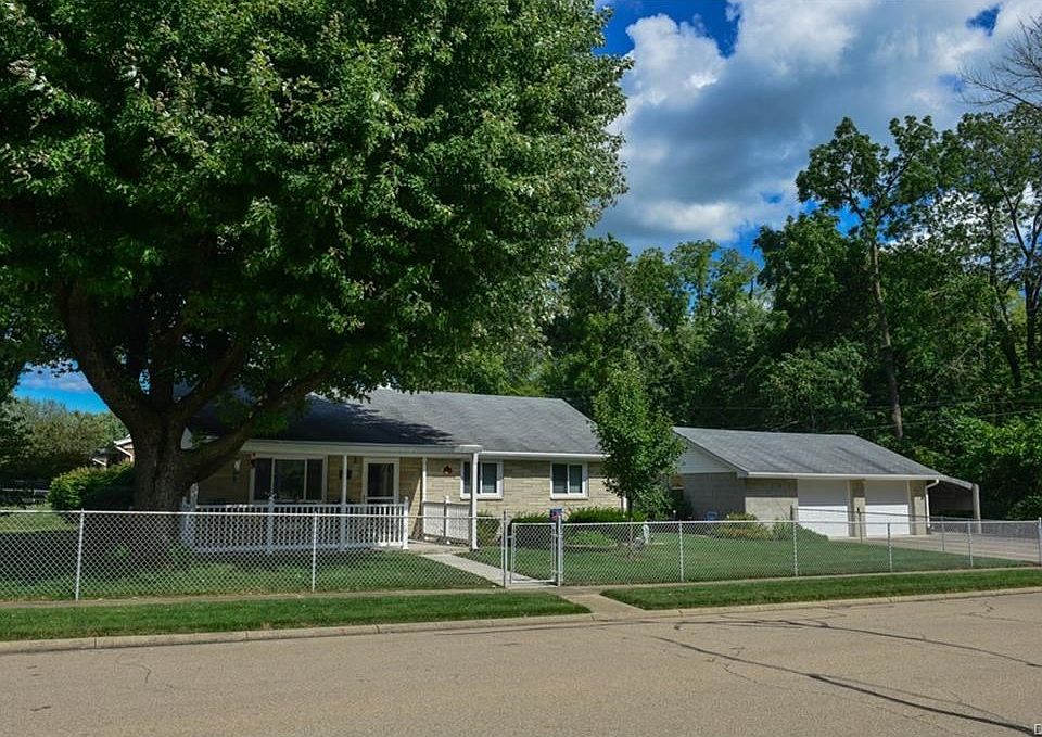1st image of 799 Murray Hill Dr
