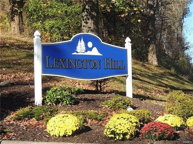 1st image of 8 Lexington Hl Unit 9