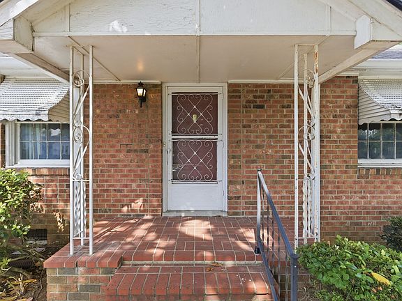 4th image of 2618 Delk Ave