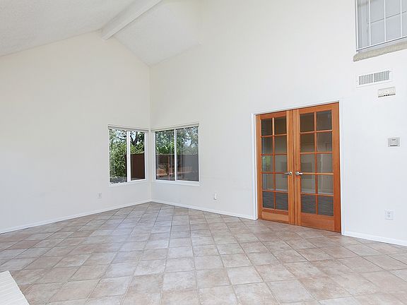 4th image of 10573 Porto Ct