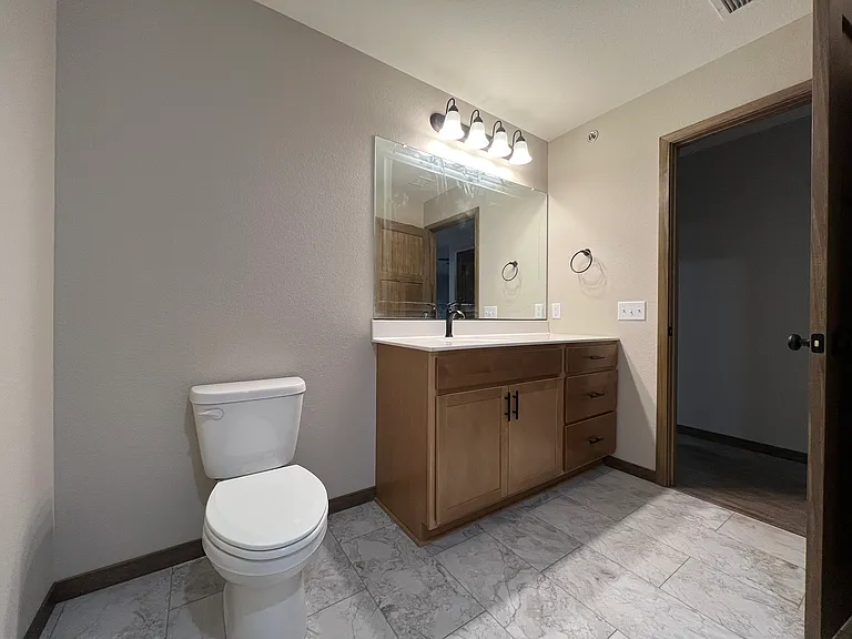 4835 Woodland Park Dr #5 — Photo 8