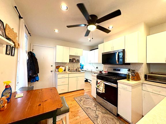 3rd image of 22 Concord St APT 1