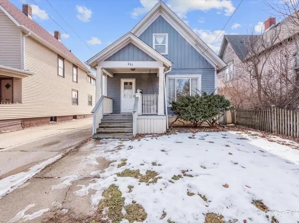 331 Orange St, Elgin, IL 60123
