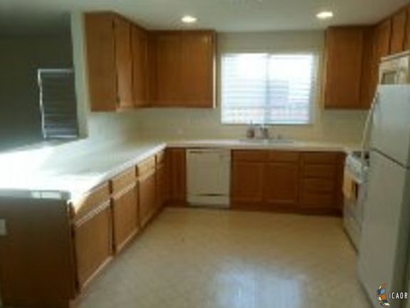 2nd image of 1049 Via Barranca