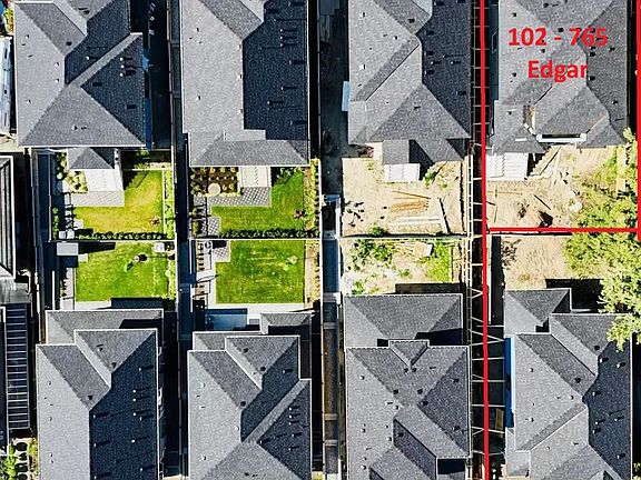 3rd image of 765 Edgar Ave #102