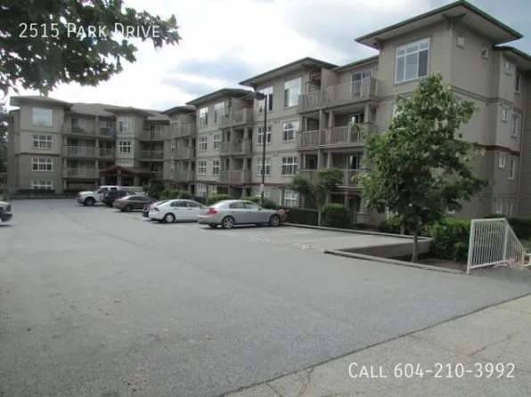 2515 Park Dr #402, Abbotsford, BC V2S 0B2