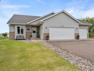 37816 Hawthorne Ave, North Branch, MN, 55056